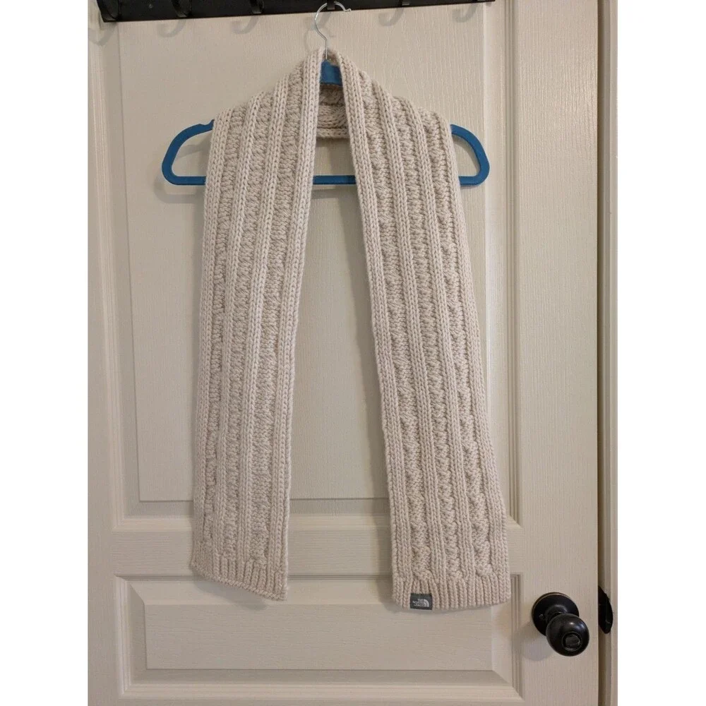 The North Face Cable Knit Scarf White Winter Chunky Ribbed Unisex Logo